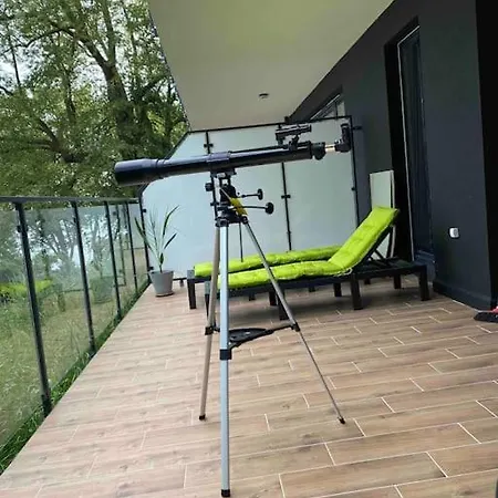 Apartament House *